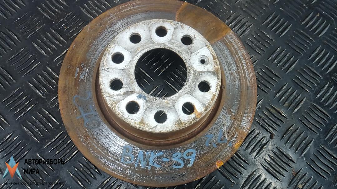 диск тормозной задний Volkswagen Jetta 6 поколение 2012, 2.0 л., TDi, дизель, МКПП, седан - фото №1