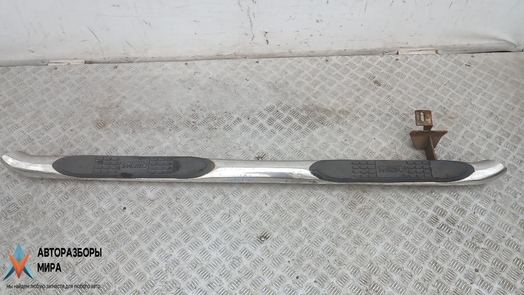 подножка Dodge Nitro 1 поколение 2008, 2.8 л., дизель, АКПП, внедорожник 5 дв. - фото №1