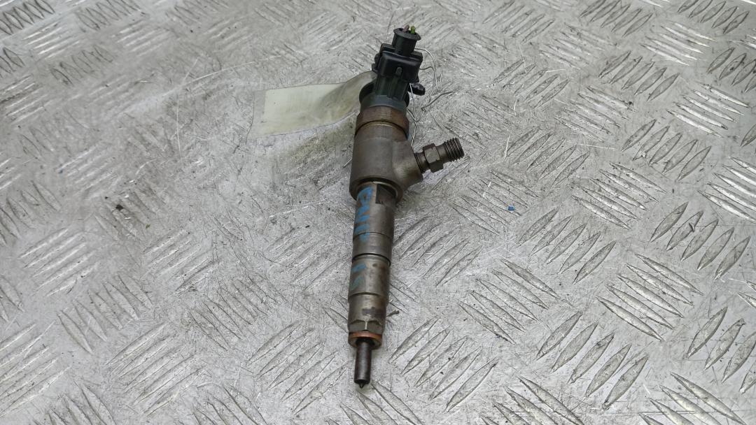 форсунка Ford Focus 3 поколение 2013, 1.6 л., TDCi, дизель, МКПП, хетчбэк 5 дв., 0445110489 - фото №1