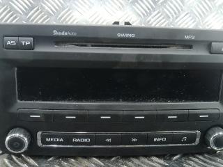 магнитола Skoda Yeti 1 поколение 2011, 1.2 л., бензин, МКПП, хетчбэк 5 дв., 1Z0035161N