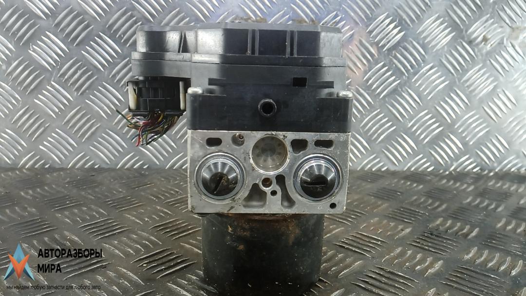 блок ABS Lexus GS 3 поколение 2006, 3.0 л., бензин, АКПП, седан, 4454030100 - фото №1