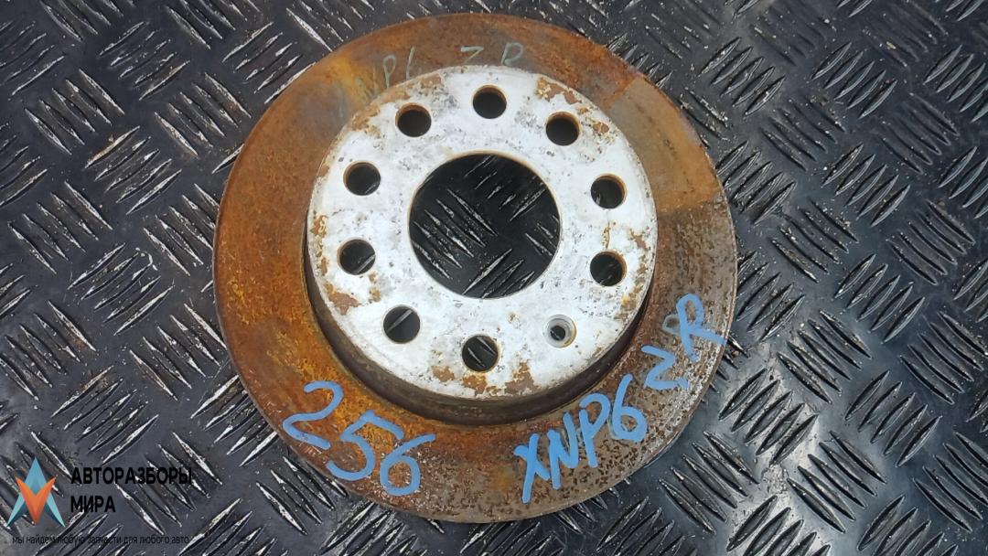 диск тормозной задний Skoda Octavia 3 поколение (A7) 2014, 1.6 л., дизель, АКПП, хетчбэк 5 дв., 5Q0615601F, 1K0615601AB - фото №1