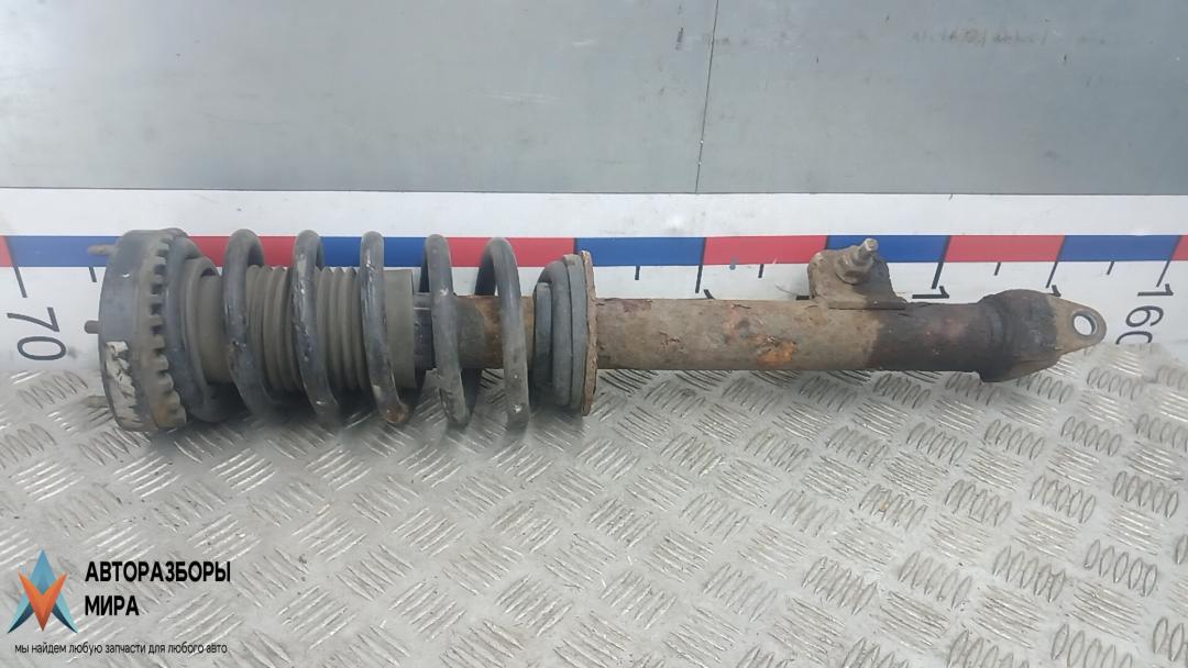 Стойка Chrysler 300C 1 поколение 2007, 3.0 л., дизель, АКПП, седан - фото №1