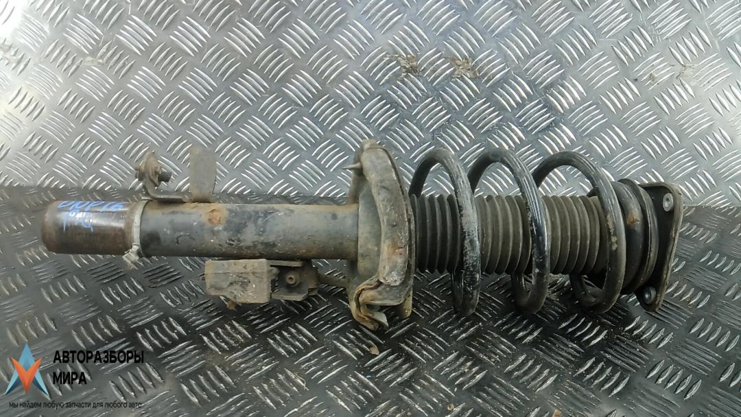 Стойка Ford Kuga 2 поколение 2014, 2.0 л., дизель, МКПП, внедорожник 5 дв. - фото №1