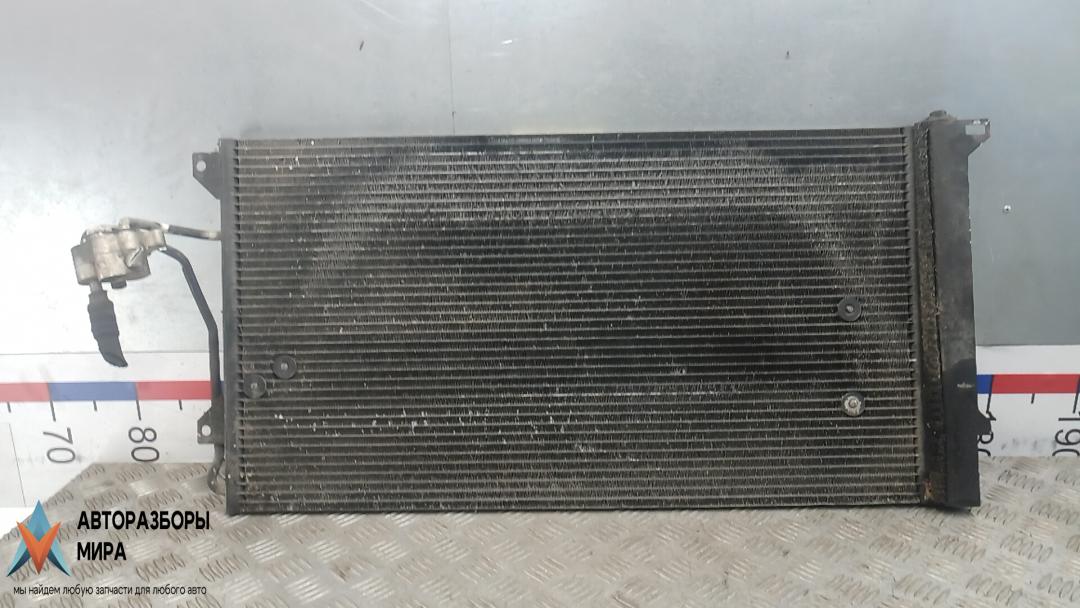 радиатор кондиционера Audi Q7 4L 2006, 3.0 л., D TDI, дизель, АКПП, внедорожник 5 дв., 4L0260401A - фото №1