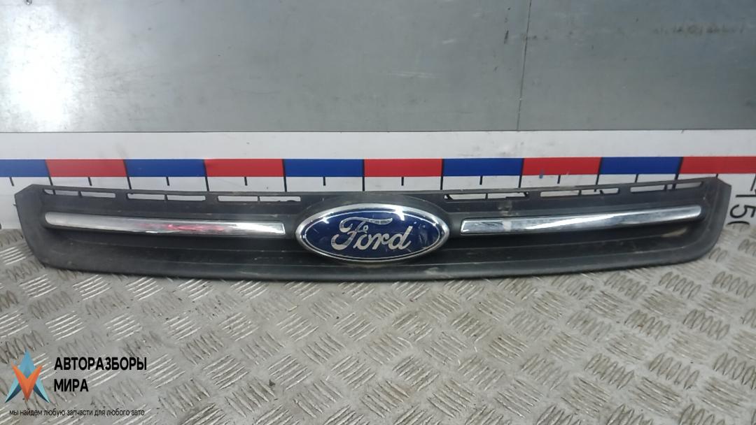 решетка радиатора Ford Kuga 2 поколение 2014, 2.0 л., дизель, МКПП, внедорожник 5 дв. - фото №1