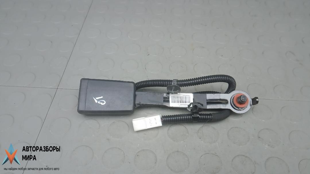 замок ремня безопасности Hyundai i40 VF 2013, 1.7 л., дизель, МКПП, седан, 888303Z000RY - фото №1