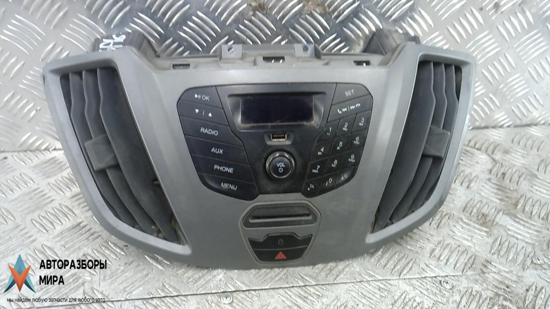 магнитола Ford Transit 8 поколение 2014, 2.2 л., дизель, МКПП - фото №1