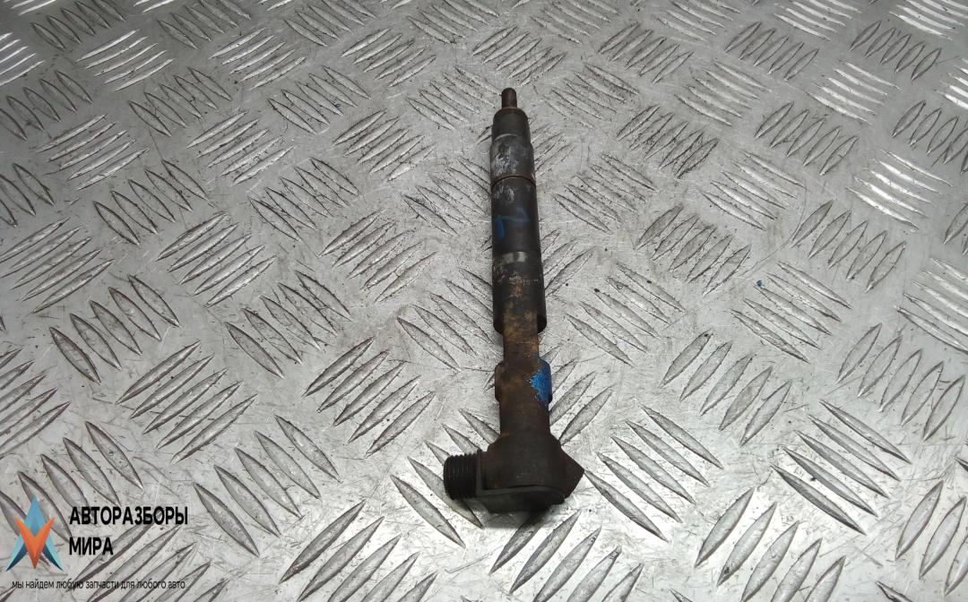 форсунка Mercedes-Benz Vito W447 2014, 2.2 л., CDI 113, дизель, МКПП, минивэн, A6510704987 - фото №1