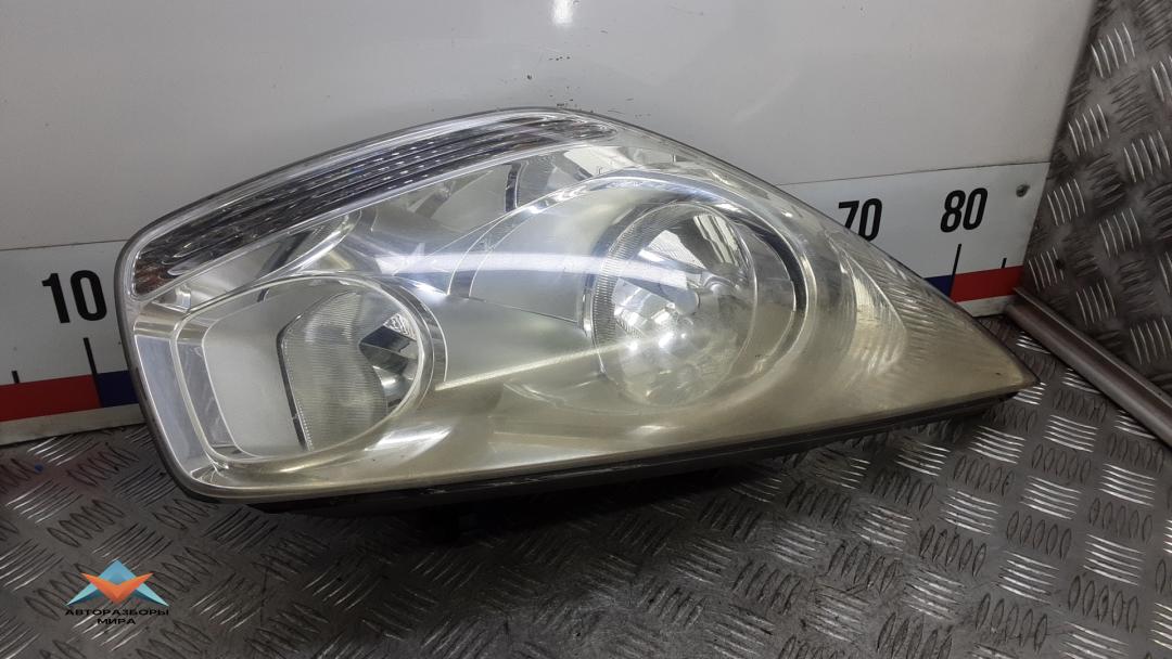 фара правая Kia Venga 1 поколение 2011, 1.4 л., бензин, МКПП, хетчбэк 5 дв., 921021P500 - фото №1