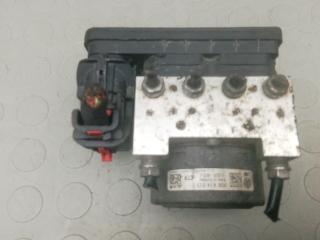 блок ABS Skoda Octavia 3 поколение (A7) 2014, 1.6 л., дизель, МКПП, хетчбэк 5 дв., 3Q0907379T