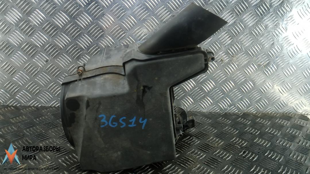 корпус воздушного фильтра Ford Focus 3 поколение 2013, 1.0 л., бензин, МКПП, хетчбэк 5 дв. - фото №1