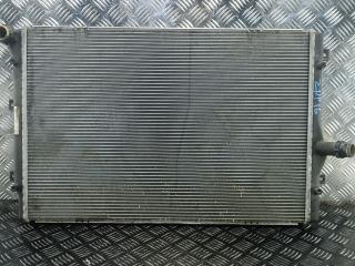 радиатор охлаждения Volkswagen Passat B7 2012, 2.0 л., дизель, МКПП, универсал, 3C0121253AR