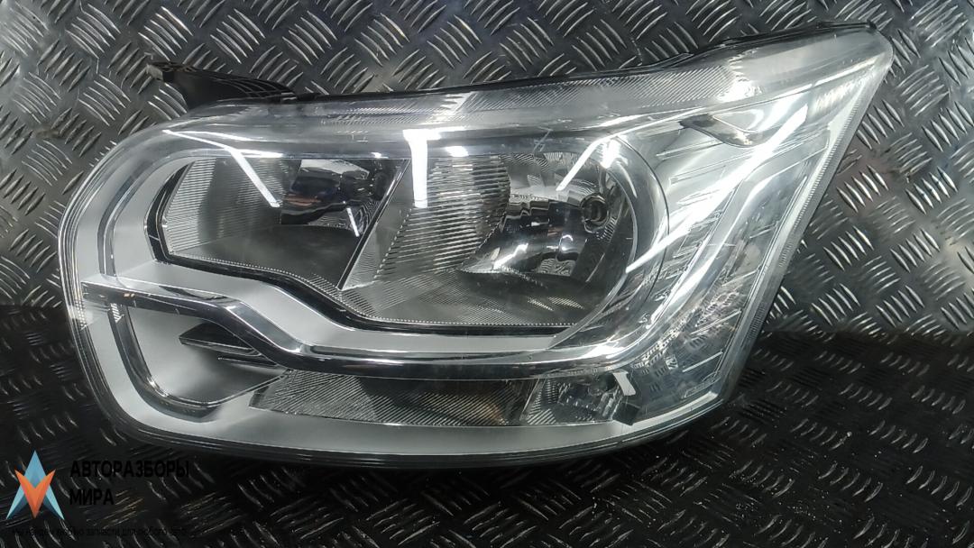 фара левая Ford Transit 8 поколение 2014, 2.2 л., дизель, МКПП - фото №1