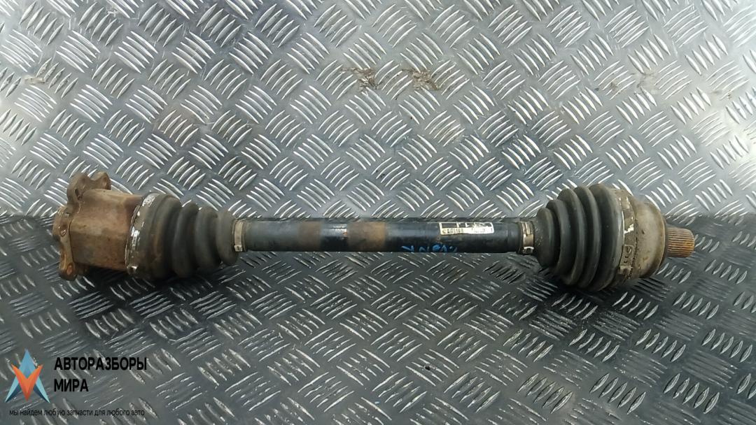 полуось передняя левая (приводной вал, ШРУС) Audi A6 Allroad Quattro C6 2007, 3.0 л., дизель, АКПП, универсал, 4F0407271J, 4F0407451 - фото №1