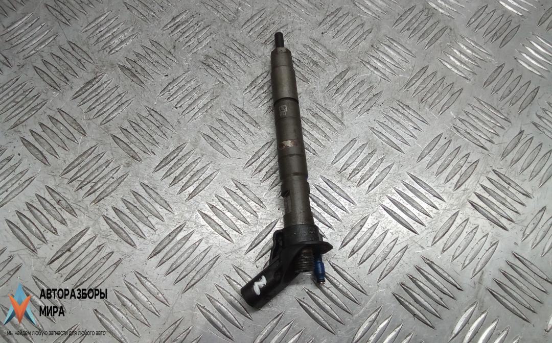 форсунка Hyundai Santa Fe 3 поколение (DM) 2012, 2.2 л., дизель, МКПП, внедорожник 5 дв., 0445116018 - фото №1