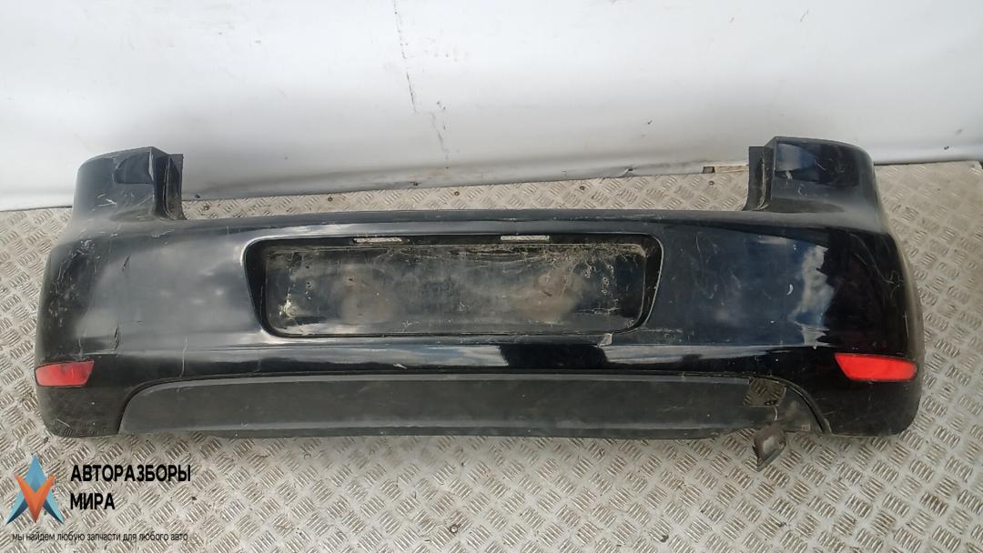 бампер задний Volkswagen Golf 6 поколение 2009, 1.4 л., бензин, МКПП, хетчбэк 5 дв., 5K6807421 - фото №1