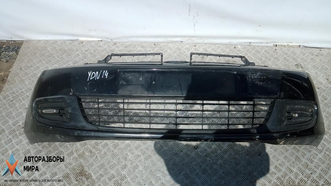 бампер передний Volkswagen Golf 6 поколение 2009, 1.4 л., бензин, МКПП, хетчбэк 5 дв., 5K0807079 - фото №1