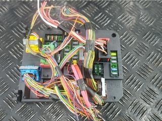 блок предохранителей Citroen C4 2 поколение 2014, 1.6 л., HDi 8V, дизель, МКПП, хетчбэк 5 дв., S1800121003H