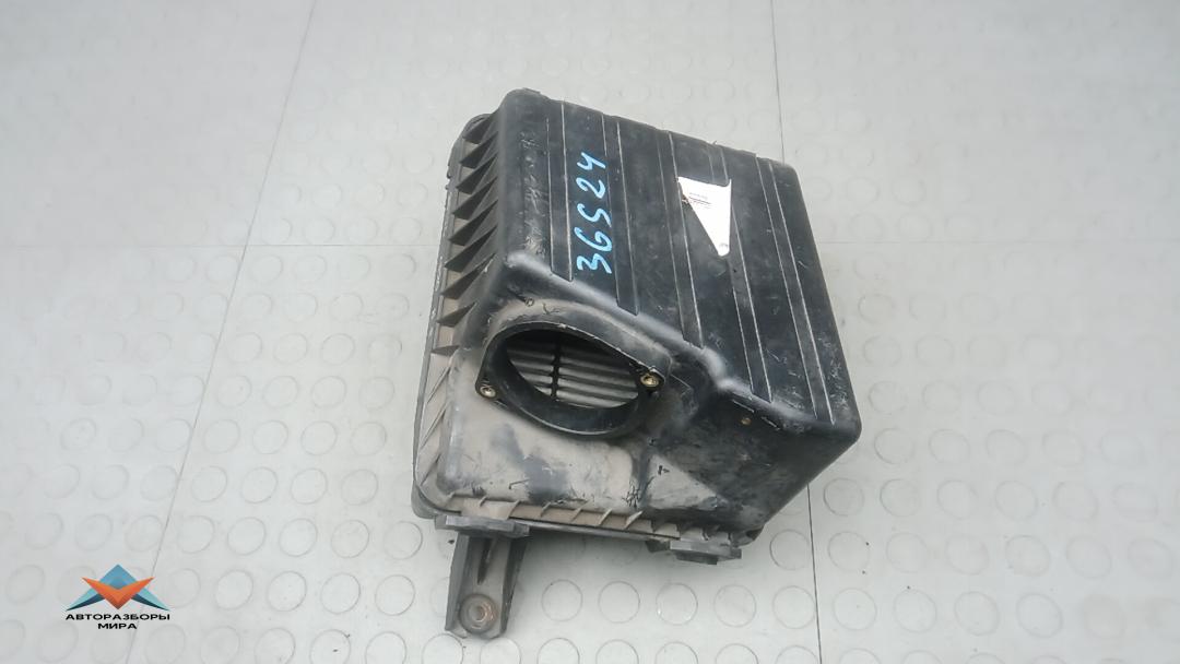 корпус воздушного фильтра Hyundai Terracan 1 поколение 2003, 2.9 л., дизель, АКПП, внедорожник 5 дв., 28112H1915, 28111H1930 - фото №1