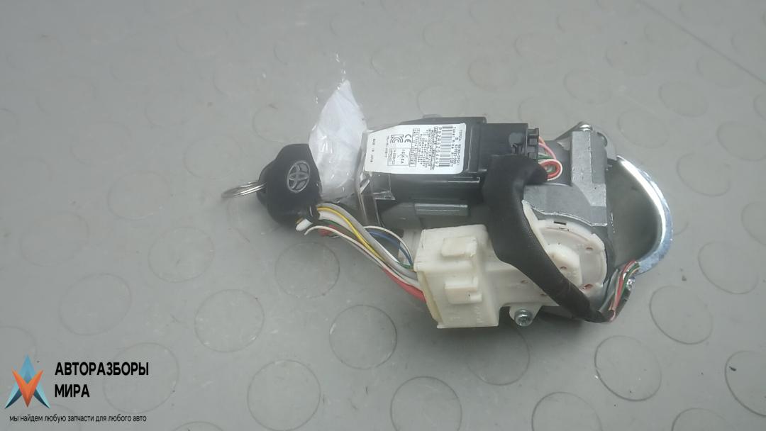 замок зажигания Toyota VERSO 2013, 2.0 л., дизель, МКПП, минивэн, 4502002281, 690570F050 - фото №1