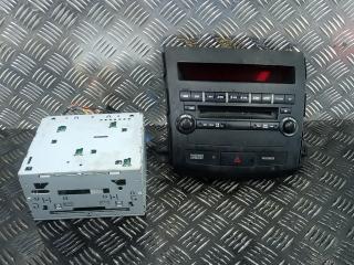 магнитола Citroen C-Crosser 1 поколение 2008, 2.2 л., D HDi, дизель, МКПП, внедорожник 5 дв., 8701A261