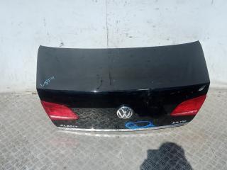 крышка багажника Volkswagen Passat B7 2011, 2.0 л., дизель, МКПП, седан, 3AE827025