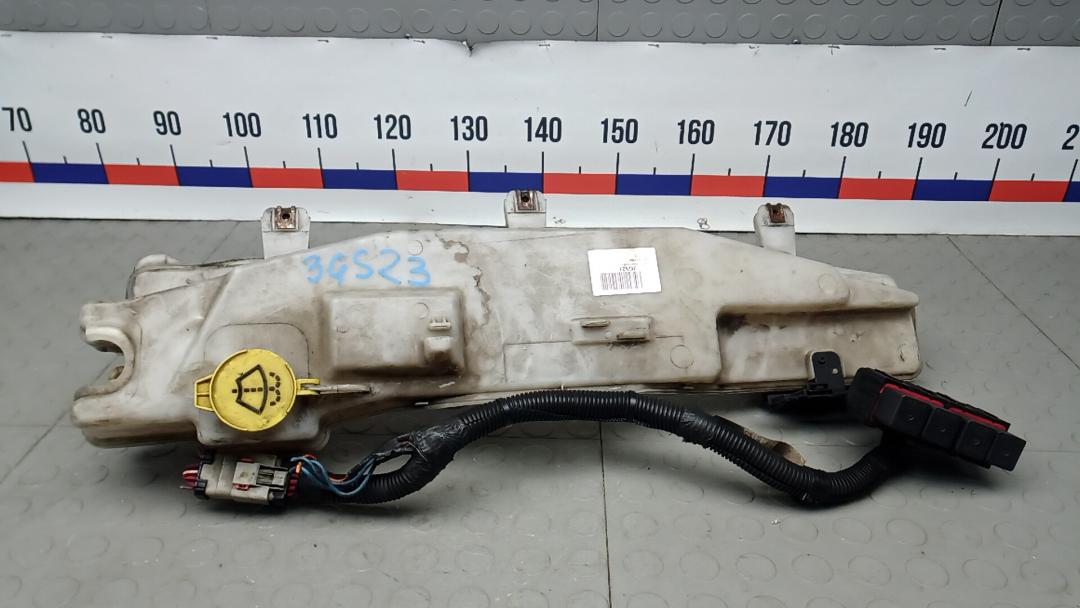 бачок омывателя Dodge Nitro 1 поколение 2008, 2.8 л., дизель, МКПП, внедорожник 5 дв. - фото №1