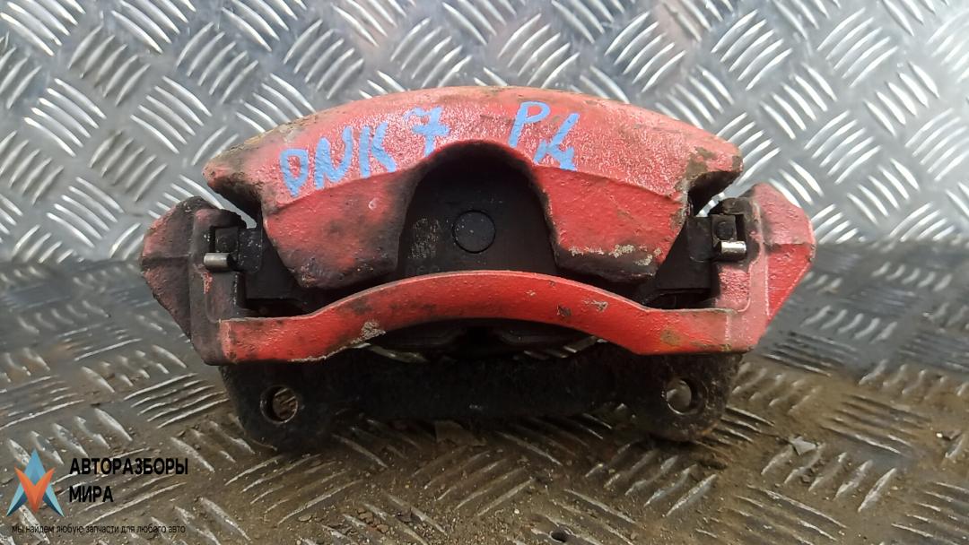 суппорт передний левый Volkswagen Golf 7 поколение 2013, 1.6 л., дизель, МКПП, хетчбэк 5 дв., 8V0615123 - фото №1