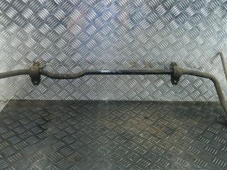 стабилизатор подвески передний Volkswagen Golf 7 поколение 2013, 1.6 л., дизель, МКПП, хетчбэк 5 дв., 5Q0411303M