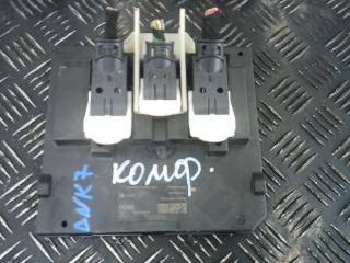 блок комфорта Volkswagen Golf 7 поколение 2013, 1.6 л., дизель, МКПП, хетчбэк 5 дв., 5Q0937084M