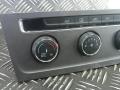 блок управления печки / климат-контроля Volkswagen Golf 7 поколение 2013, 1.6 л., дизель, МКПП, хетчбэк 5 дв., 5G0907426J - фото №2