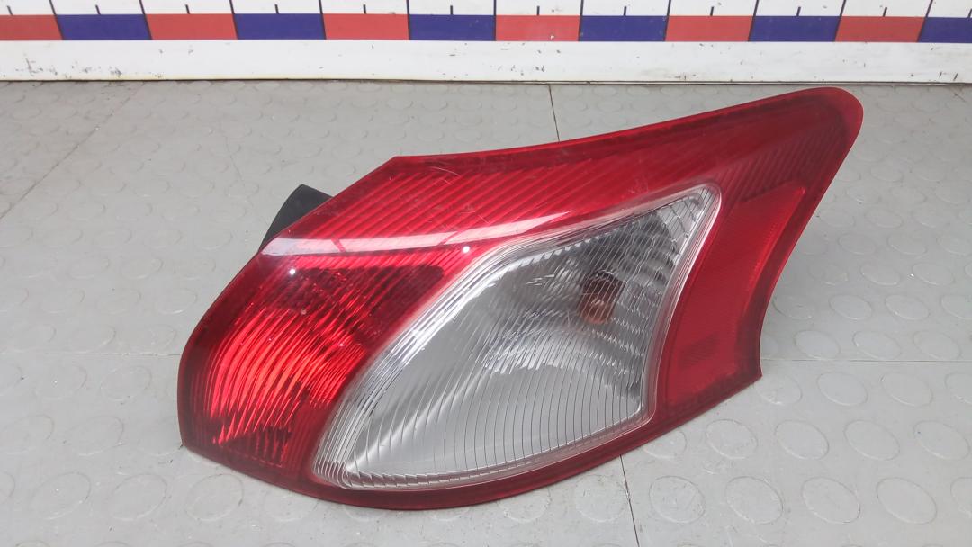 фонарь задний правый Mitsubishi Lancer 2007 2008, 2.0 л., DiD, МКПП, хетчбэк 5 дв., 8330A278