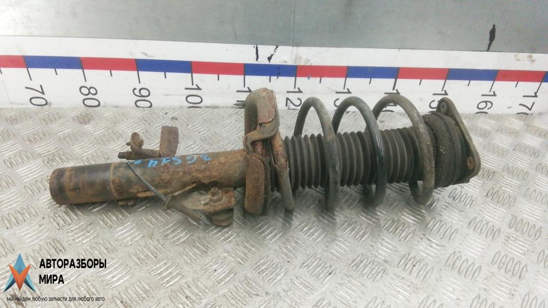 Стойка Ford Focus 3 поколение 2013, 1.0 л., бензин, МКПП, хетчбэк 5 дв. - фото №1