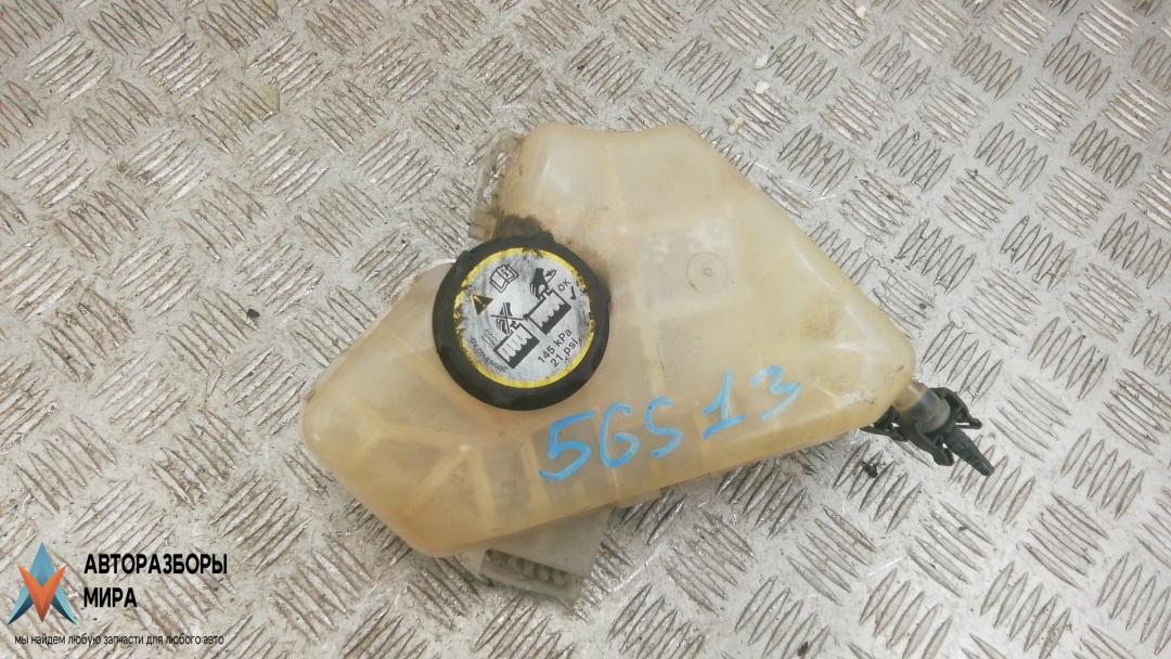 бачок расширительный Ford EcoSport 2 поколение 2014, 1.5 л., дизель, МКПП, хетчбэк 5 дв. - фото №1