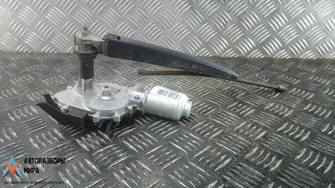 моторчик заднего стеклоочистителя (дворника) Skoda Yeti 1 поколение 2012, 1.6 л., дизель, МКПП, внедорожник 5 дв., 5J7955711B - фото №1