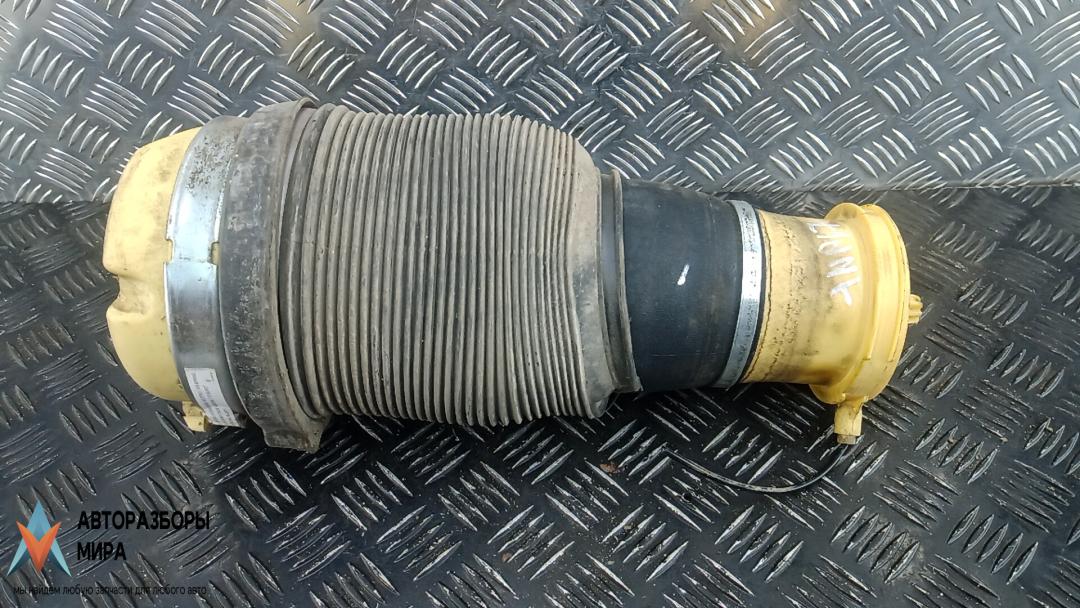 пневмоподушка Audi A6 Allroad Quattro C6 2007, 3.0 л., дизель, АКПП, универсал, 4F0616001J - фото №1