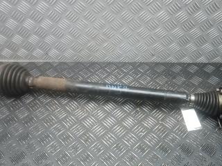 полуось передняя правая (приводной вал, ШРУС) Volkswagen Golf 7 поколение 2013, 1.6 л., дизель, МКПП, хетчбэк 5 дв., 1K0407272QN, 1K0407764KX