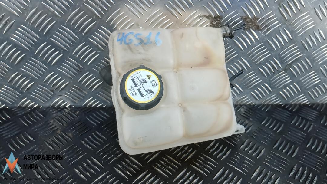 бачок расширительный Ford Kuga 2 поколение 2013, 2.0 л., дизель, МКПП, внедорожник 5 дв. - фото №1