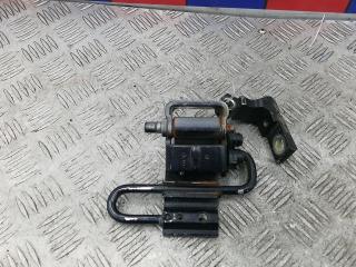 петля двери Audi A6 4F/C6 2006, 2.7 л., дизель, МКПП, седан