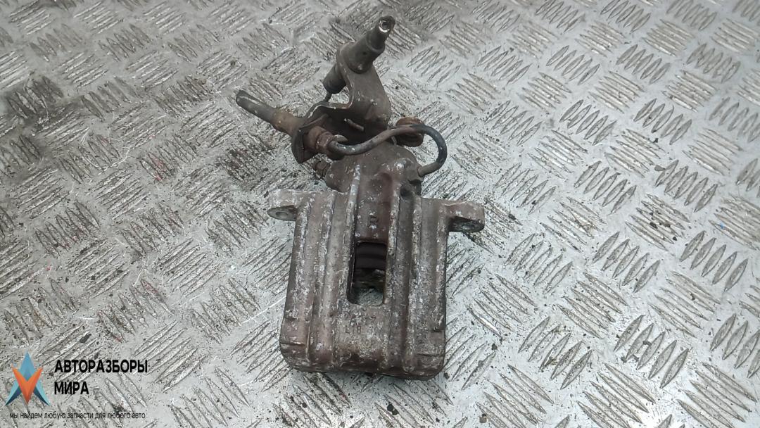 суппорт задний правый Volkswagen Golf 6 поколение 2009, 1.4 л., бензин, МКПП, хетчбэк 5 дв., 1K0615424J - фото №1