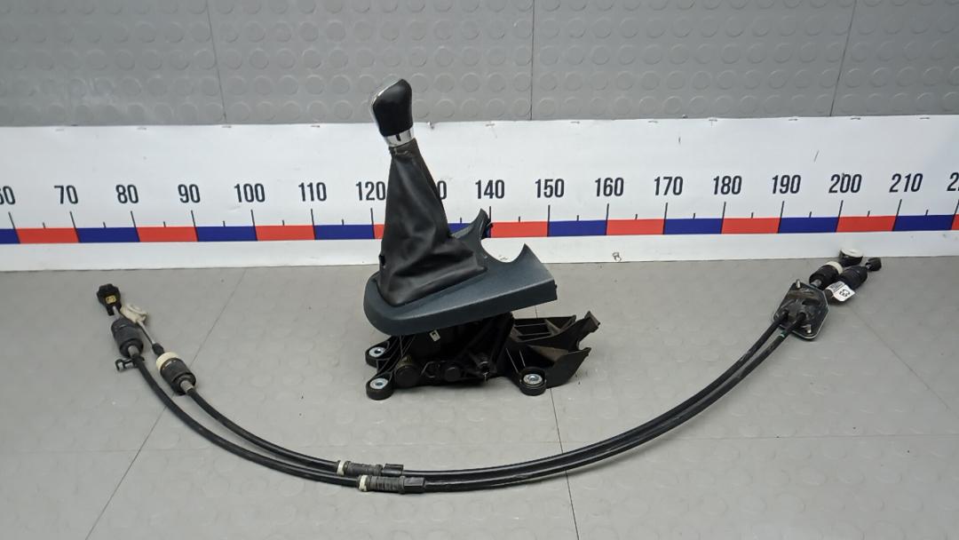 кулиса Ford Fiesta 6 поколение 2011, 1.6 л., TDCi, дизель, МКПП, хетчбэк 5 дв. - фото №1