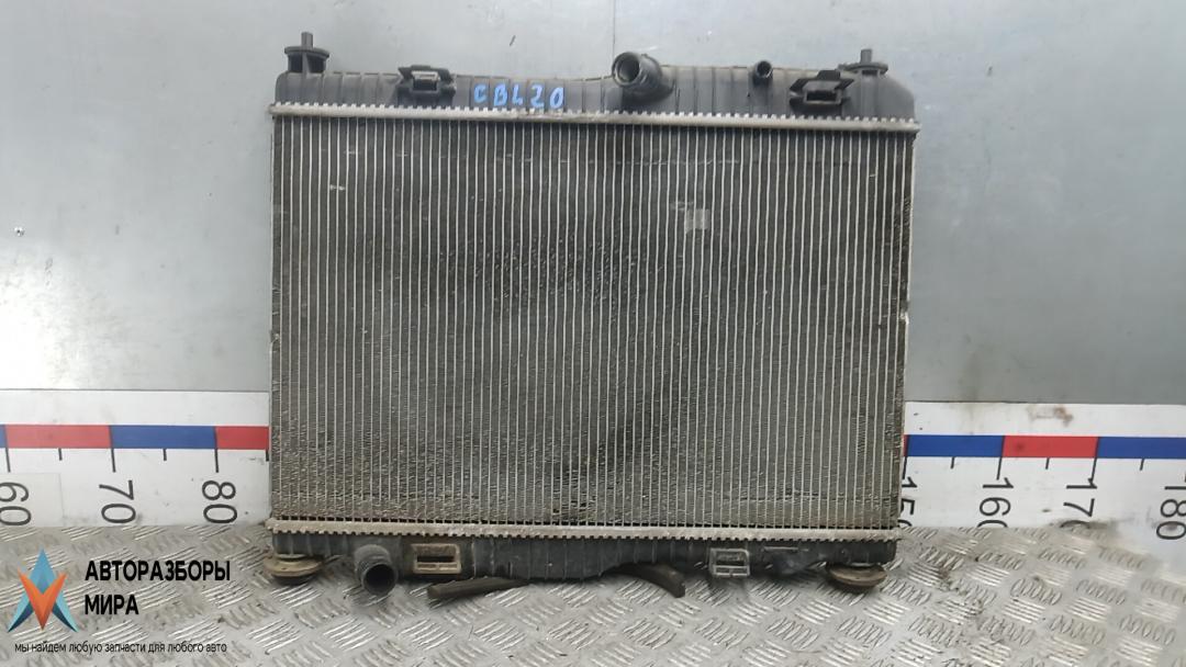 радиатор охлаждения Ford Fiesta 6 поколение 2011, 1.6 л., TDCi, дизель, МКПП, хетчбэк 5 дв. - фото №1