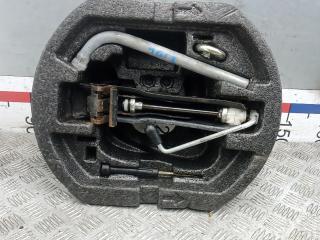 ящик под инструменты / набор инструментов Skoda Fabia 2 поколение (5J) 2008, 1.4 л., дизель, МКПП, хетчбэк 5 дв., 4D0012219A, 6K0803615C, 6Q0011031H, 5J0012115A