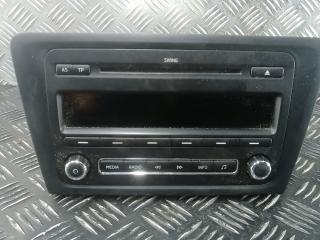 магнитола Skoda Rapid 1 поколение 2013, 1.6 л., дизель, МКПП, хетчбэк 5 дв., 5J0035161F
