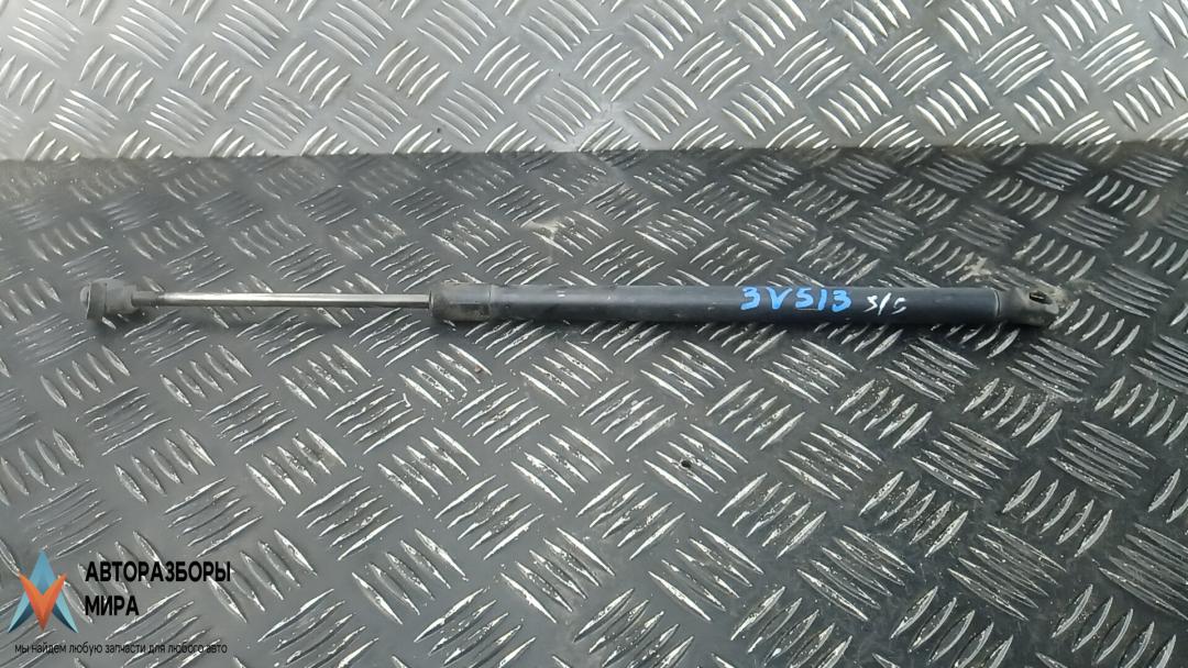 амортизатор крышки багажника (3-5 двери) Volkswagen Touran 1 поколение 2004, 1.9 л., дизель, АКПП, 1T0827550C - фото №1