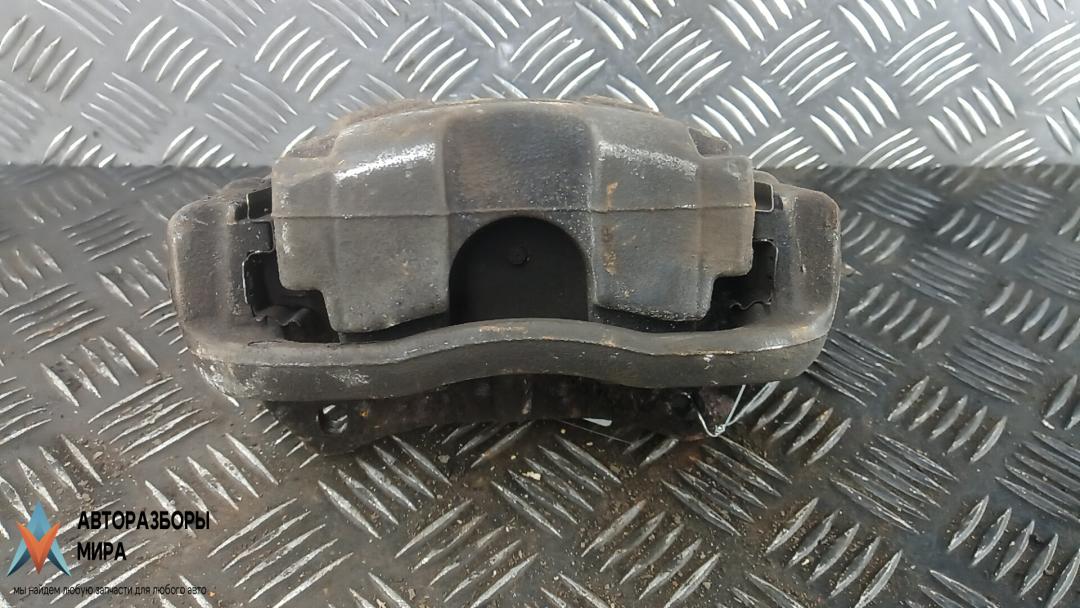суппорт передний левый Opel Zafira 3 поколение (C) 2013, 1.4 л., бензин, МКПП, минивэн, 13301226, 542113 - фото №1