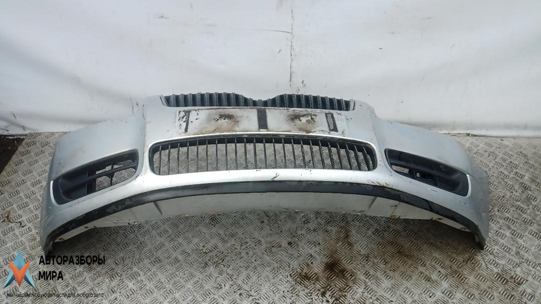 бампер передний Skoda Fabia 2 поколение (5J) 2007, 1.4 л., дизель, МКПП, универсал - фото №1