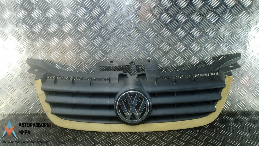 решетка радиатора Volkswagen Touran 1 поколение 2004, 1.9 л., дизель, АКПП, 1T0853651 - фото №1