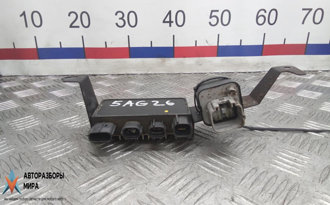 реле накала свечей Toyota RAV4 4 поколение (CA40) 2014, 2.0 л., дизель, МКПП, внедорожник 5 дв., 28610-67010, 28551-30010 - фото №1